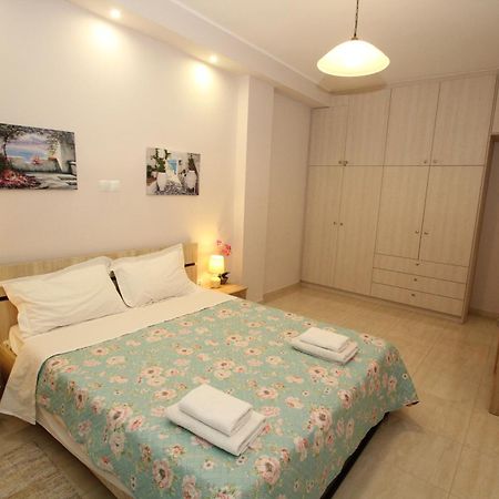 Filoxenia Apartment Артемида Екстериор снимка