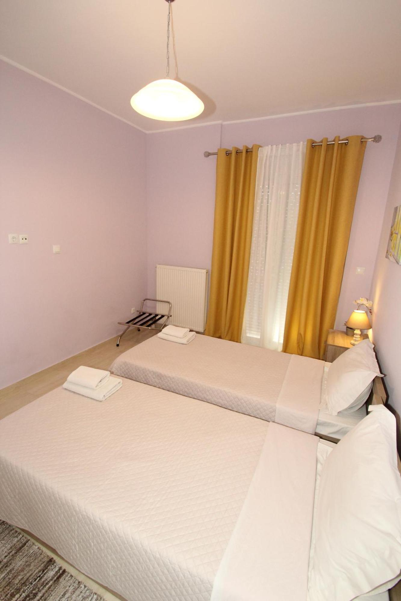 Filoxenia Apartment Артемида Екстериор снимка
