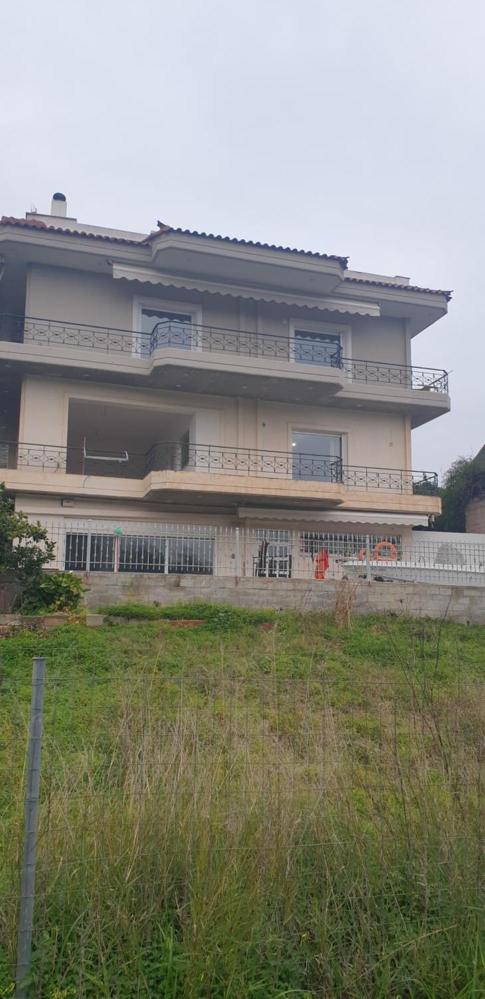 Filoxenia Apartment Артемида Екстериор снимка